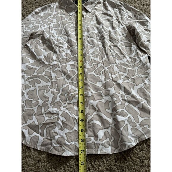 Women 100% Silk Button Shirt Tunic Animal Print Office Casual Quiet Lux LARGE - Picture 8 of 8